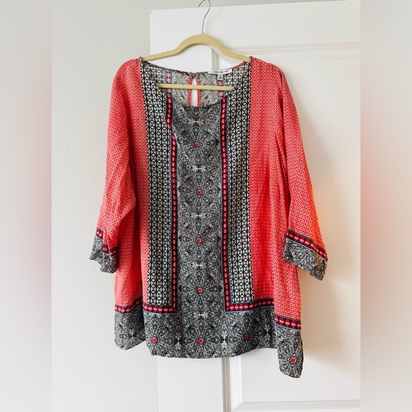 Rose & Olive Red and Black Tunic Top - Picture 7 of 11